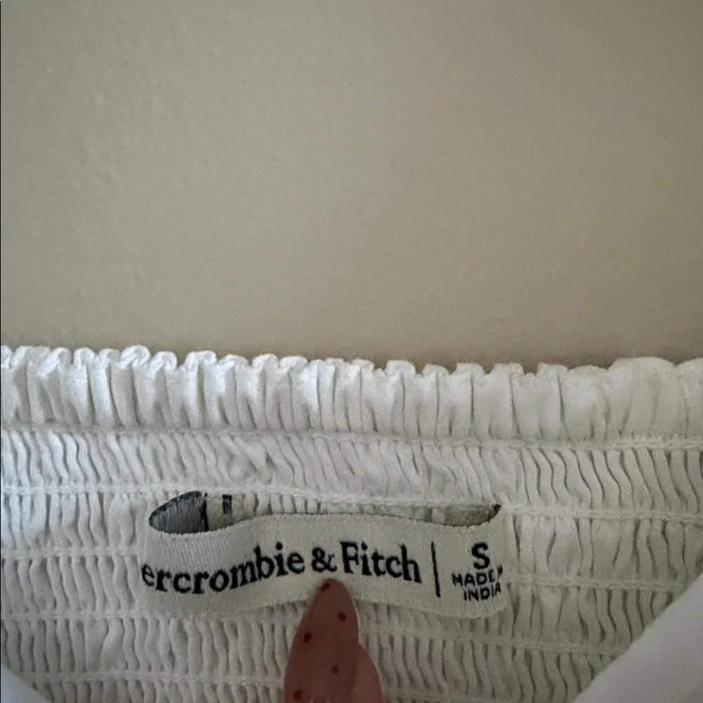 Abercrombie & Fitch White Ruched Puff Sleeve Blouse | S